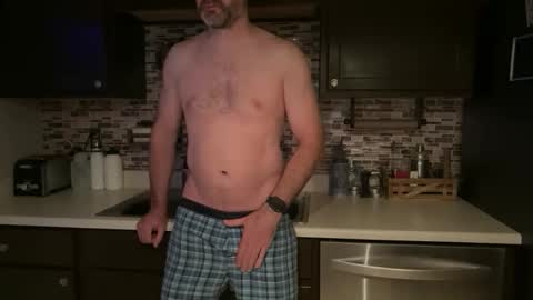 Snapshot of newguy_097 chatting on 10/17/25, 11:46 newguy_097 online show from 10/17/25, 11:46