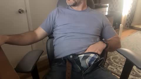 newguy_097 online show from 11/05/25, 08:53