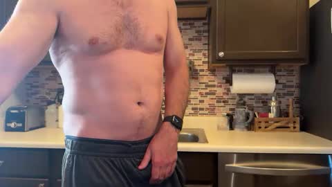 newguy_097 online show from 11/29/25, 11:41