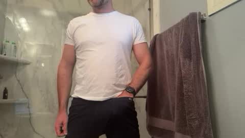 newguy_097 online show from 02/13/26, 11:01