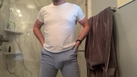 newguy_097 online show from 02/21/26, 12:22