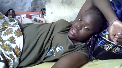 Snapshot of newrockgal chatting on 12/03/24, 06:15 ryena and pam online show from 12/03/24, 06:15