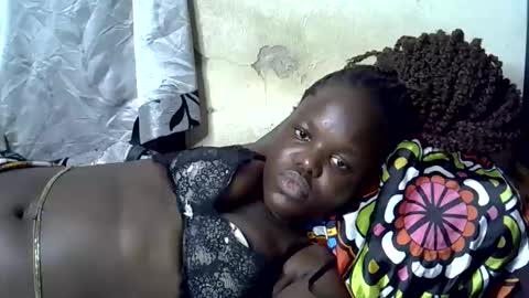 Snapshot of newrockgal chatting on 12/05/24, 03:06 ryena and pam online show from 12/05/24, 03:06