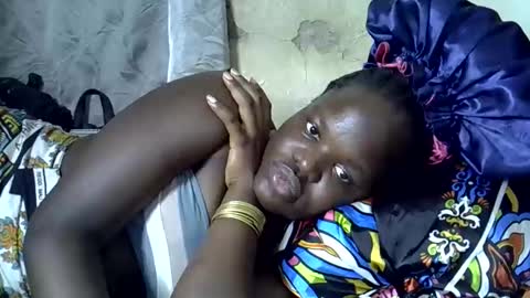 Snapshot of newrockgal chatting on 12/11/24, 04:31 ryena and pam online show from 12/11/24, 04:31