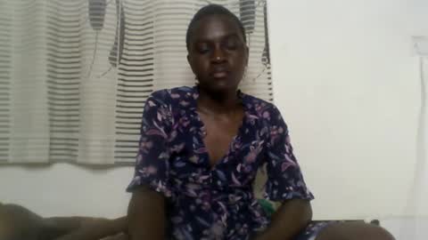 Snapshot of newrockgal chatting on 01/17/25, 12:31 ryena and pam online show from 01/17/25, 12:31