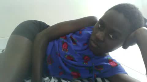 Snapshot of newrockgal chatting on 01/21/25, 11:35 ryena and pam online show from 01/21/25, 11:35