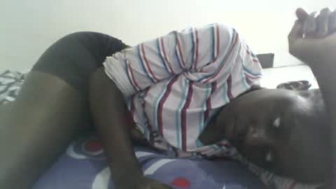 Snapshot of newrockgal chatting on 01/21/25, 05:30 ryena and pam online show from 01/21/25, 05:30