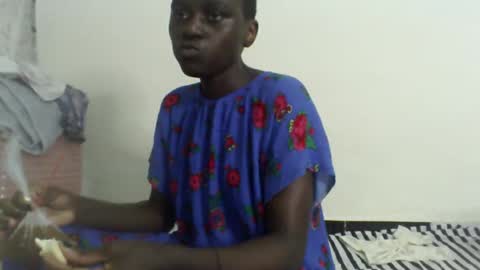 Snapshot of newrockgal chatting on 01/22/25, 08:40 ryena and pam online show from 01/22/25, 08:40