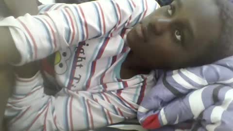 Snapshot of newrockgal chatting on 01/23/25, 07:18 ryena and pam online show from 01/23/25, 07:18