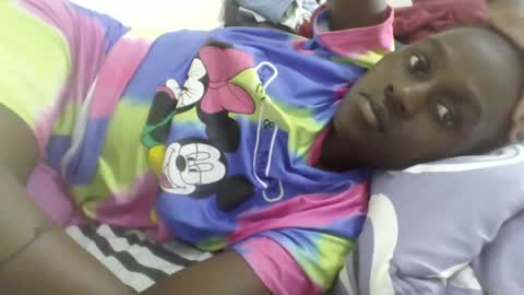 Snapshot of newrockgal chatting on 01/24/25, 11:04 ryena and pam online show from 01/24/25, 11:04