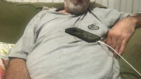 Snapshot of newtman68 chatting on 04/09/26, 12:43 newtman68 online show from 04/09/26, 12:43