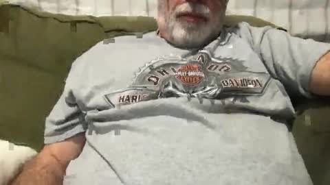 Snapshot of newtman68 chatting on 04/14/26, 01:00 newtman68 online show from 04/14/26, 01:00