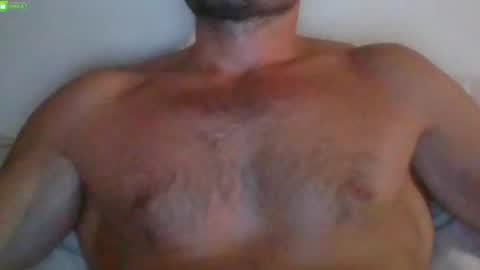 Snapshot of newtyguy90 chatting on 07/01/26, 09:25 newtyguy90 online show from 07/01/26, 09:25