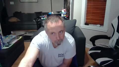 NewWorld online show from 01/05/25, 09:47