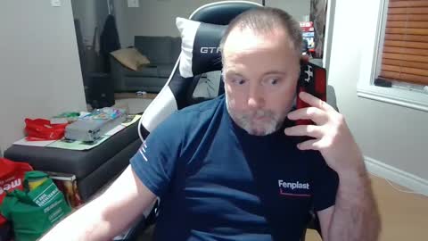 NewWorld online show from 02/05/25, 10:33