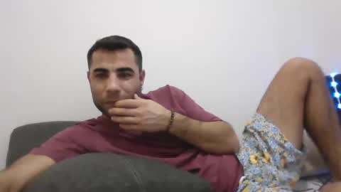 Snapshot of newworld0 chatting on 12/11/24, 08:18 newworld0 online show from 12/11/24, 08:18