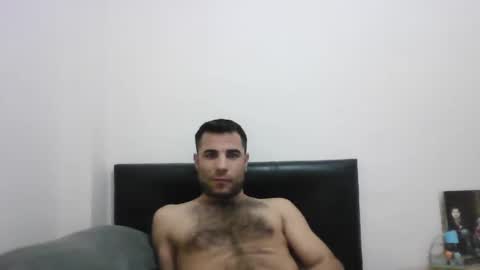 Snapshot of newworld0 chatting on 01/12/25, 06:27 newworld0 online show from 01/12/25, 06:27