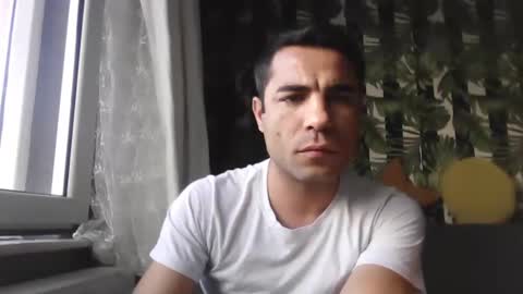 Snapshot of newworld0 chatting on 03/09/25, 01:59 newworld0 online show from 03/09/25, 01:59