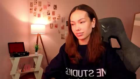 Snapshot of nexorine chatting on 02/04/26, 01:28 Lilly online show from 02/04/26, 01:28