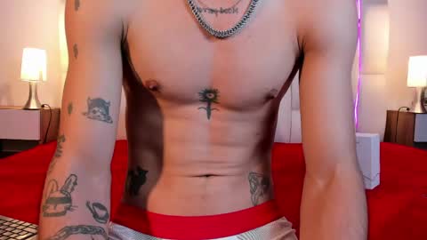 Snapshot of nextboywell1 chatting on 05/15/26, 05:03 Yeison online show from 05/15/26, 05:03