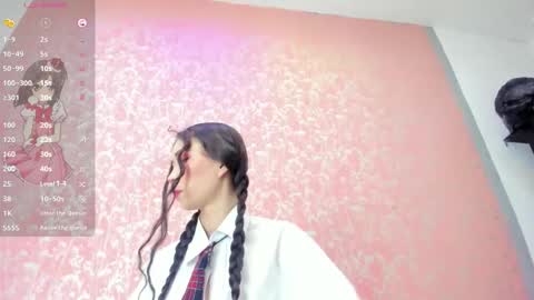 NEZUKO MITSURI online show from 11/23/25, 04:40