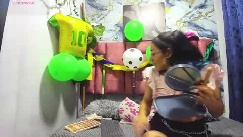 Snapshot of nezukoks chatting on 06/26/26, 03:33 nezukoks online show from 06/26/26, 03:33