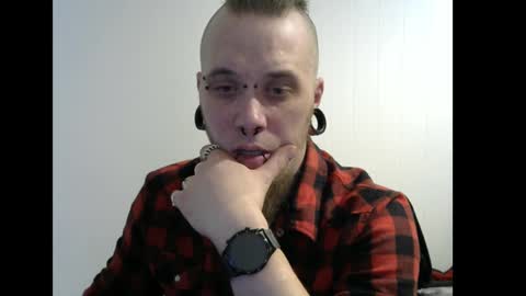 Snapshot of nezvers chatting on 03/01/25, 12:17 YouPick online show from 03/01/25, 12:17