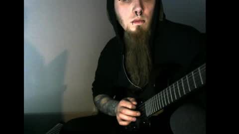 Snapshot of nezvers chatting on 03/11/25, 06:52 YouPick online show from 03/11/25, 06:52