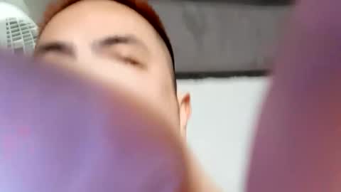 nguyen7788789 online show from 11/22/25, 06:34