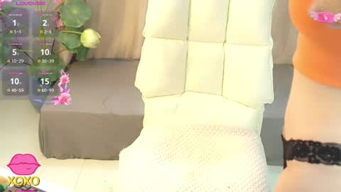 nhatlinhnguyen online show from 09/24/25, 03:43