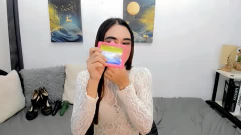 Snapshot of nhicolehollywood chatting on 10/30/25, 01:40 hottie nicole online show from 10/30/25, 01:40