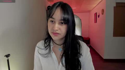 Snapshot of nia_blaze chatting on 03/13/26, 02:23 Nia online show from 03/13/26, 02:23