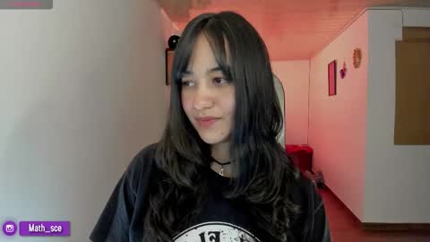 Snapshot of nia_blaze chatting on 03/16/26, 08:02 Nia online show from 03/16/26, 08:02