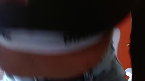 Snapshot of nia_cop chatting on 11/19/25, 04:40 Dani online show from 11/19/25, 04:40