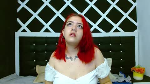 Estefani  online show from 12/16/24, 12:06