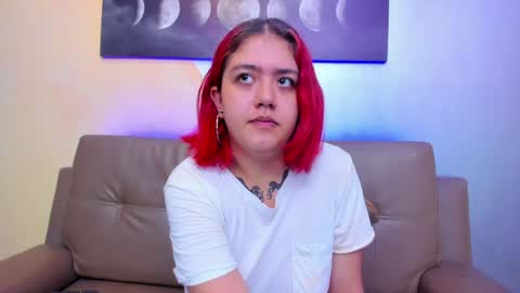 Estefani  online show from 02/03/25, 11:53