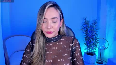 Snapshot of niabennet chatting on 10/14/25, 11:27 Nia online show from 10/14/25, 11:27