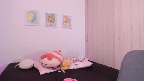 Snapshot of nianoretti chatting on 02/28/26, 04:30 Nia online show from 02/28/26, 04:30