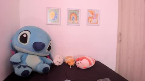 Snapshot of nianoretti chatting on 03/28/26, 04:28 Nia online show from 03/28/26, 04:28