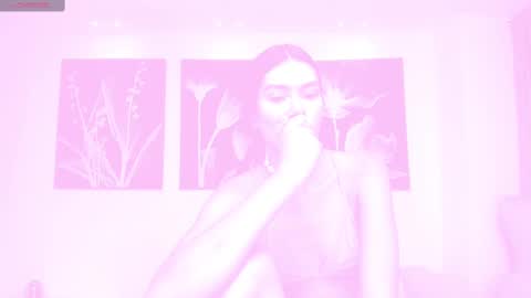 Call me Nia  online show from 02/17/25, 08:47