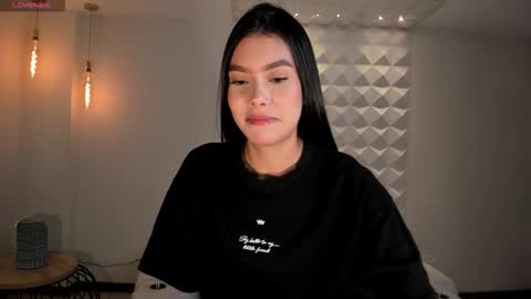 Snapshot of niasalvatore chatting on 02/01/26, 05:11 Call me Nia online show from 02/01/26, 05:11