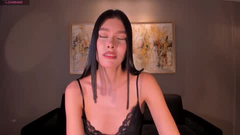 Snapshot of niasalvatore chatting on 03/14/26, 04:07 Call me Nia online show from 03/14/26, 04:07