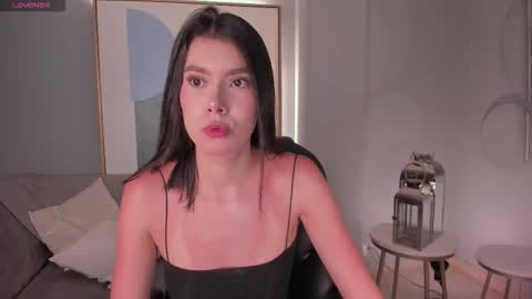 Snapshot of niasalvatore chatting on 03/24/26, 12:15 Call me Nia online show from 03/24/26, 12:15