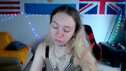 Snapshot of nica_kawaii chatting on 03/13/26, 06:09 nica_kawaii online show from 03/13/26, 06:09