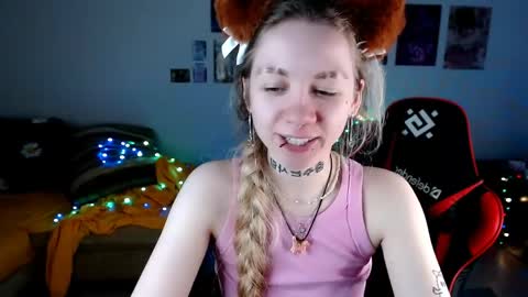 Snapshot of nica_kawaii chatting on 05/08/26, 02:00 nica_kawaii online show from 05/08/26, 02:00
