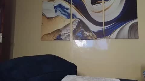 Lilly online show from 02/18/25, 08:49