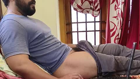 Robin online show from 04/10/26, 09:58