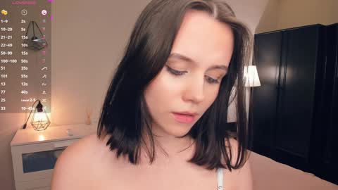 Snapshot of nice_kisss chatting on 12/06/24, 02:17 Alice online show from 12/06/24, 02:17
