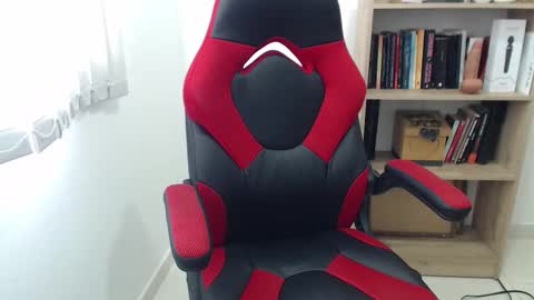 sara online show from 02/05/26, 03:49