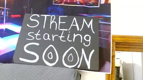 Snapshot of niceandsavvy chatting on 04/19/26, 04:23 NICE AND SAVVY online show from 04/19/26, 04:23